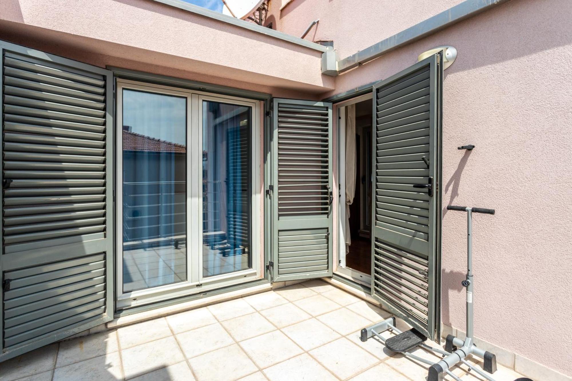 Villa Violeta With The Sea View, 3 Min Walk To The Beach Split Zewnętrze zdjęcie