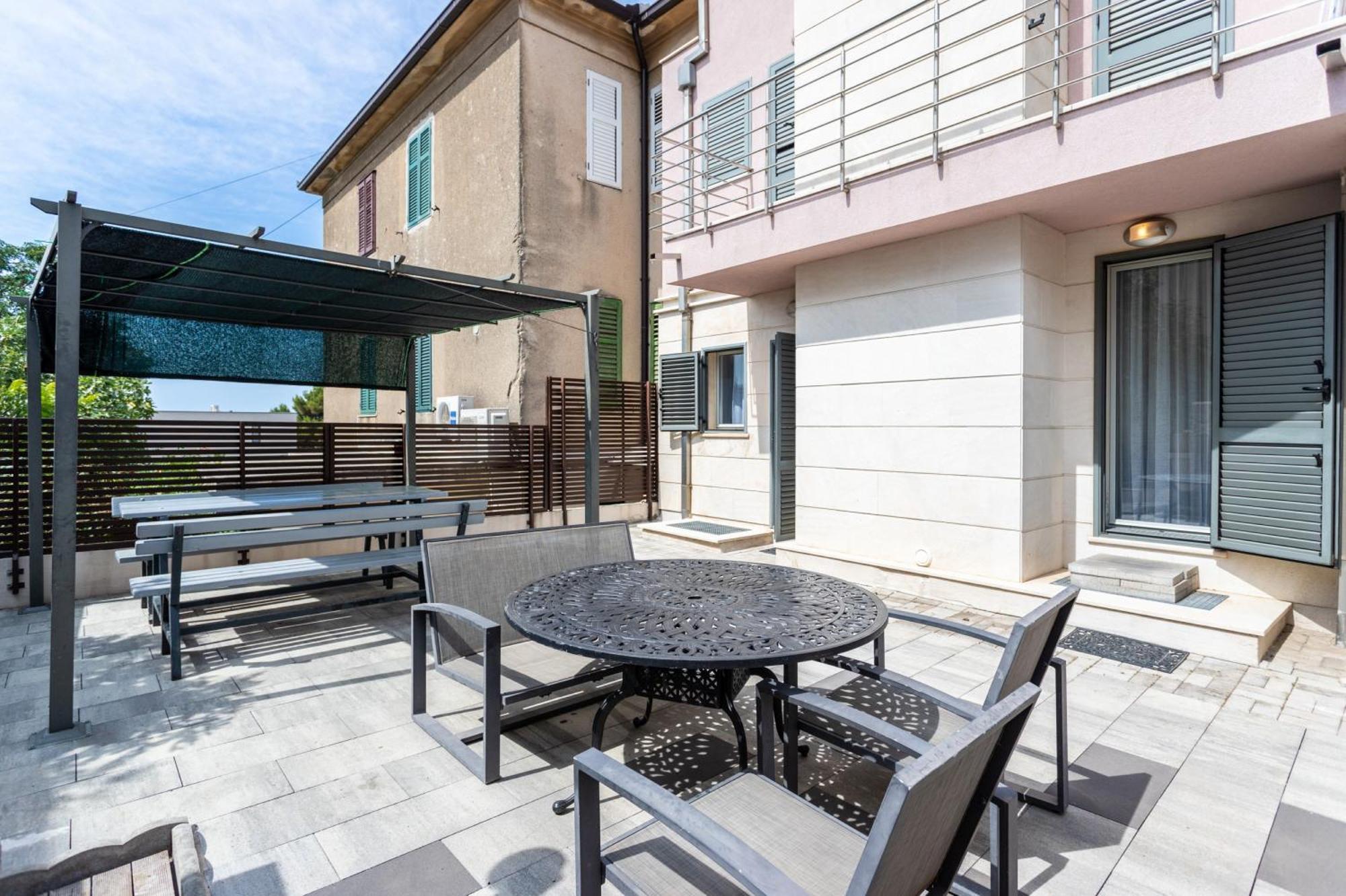 Villa Violeta With The Sea View, 3 Min Walk To The Beach Split Zewnętrze zdjęcie